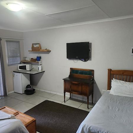 Mimosa Guesthouse Colesberg Esterno foto