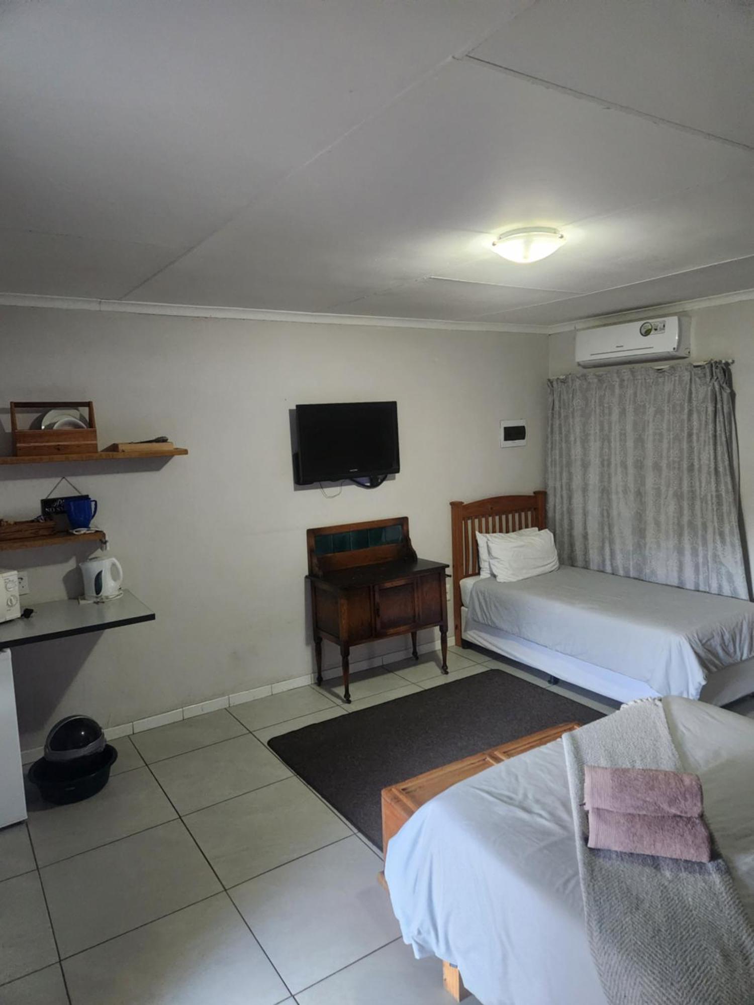 Mimosa Guesthouse Colesberg Esterno foto